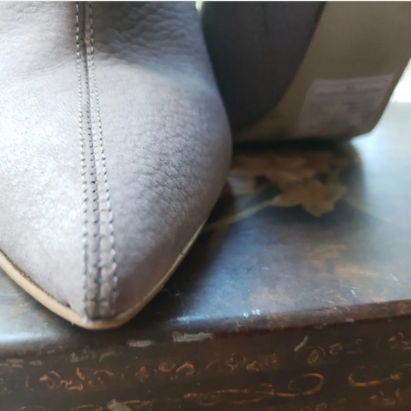 Steve Madden Womens Suede Pointed Toe Ankle Boots, Size 7.5 Beige light brown - Picture 7 of 7